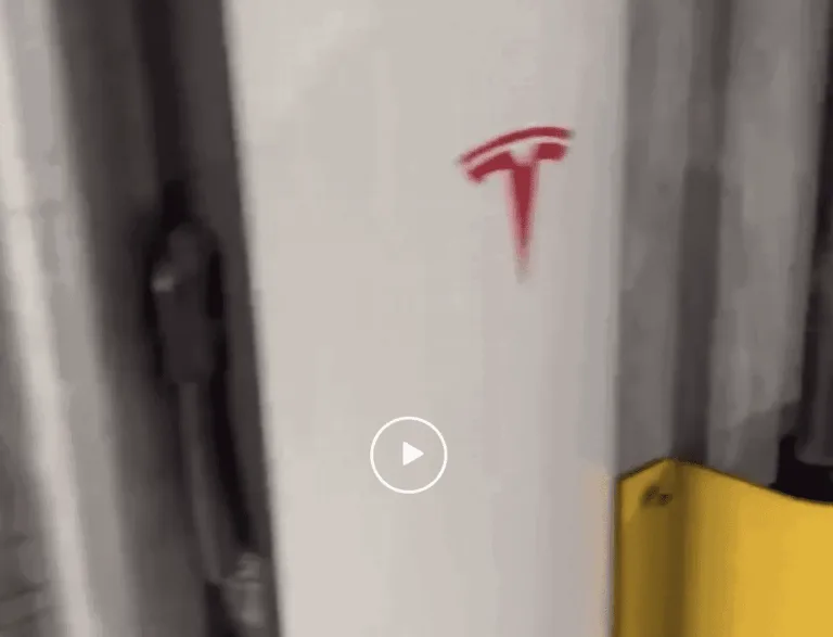Supercharger Tesla
