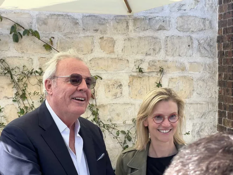 Une nouvelle solution de recharge et de stockage pour accélérer par NW Groupe