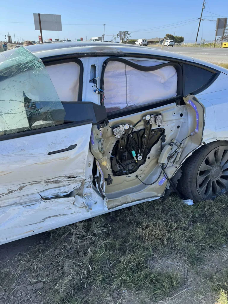 accident tesla (1)