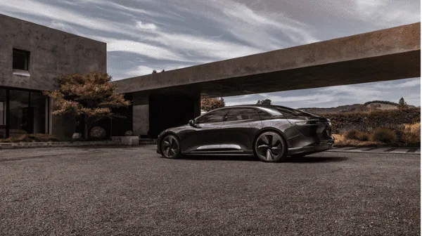 Lucid Air noire Stealth Look