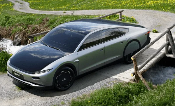 Voiture solaire Lightyear 0