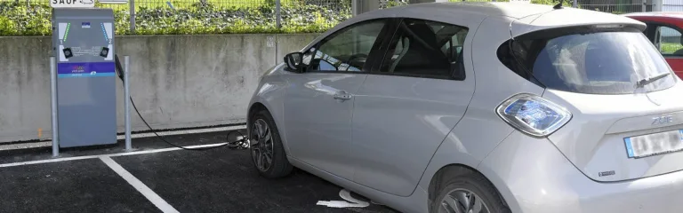 Métropole Européenne de Lille : Où recharger sa voiture électrique ?