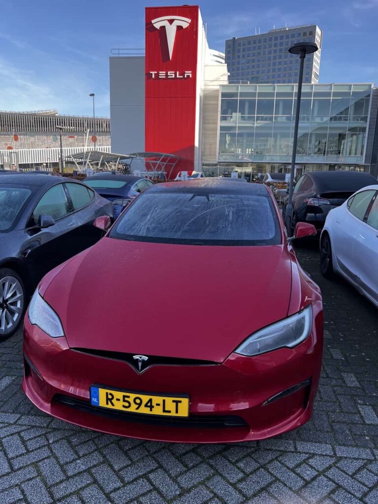 Tesla Model S Plaid aux Pays-Bas (avant)