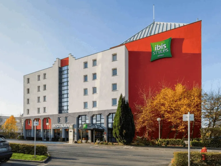 Hôtels avec borne de recharge à Roubaix