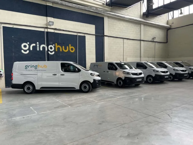 Innovation logistique : location d&rsquo;utilitaires électriques pour les professionnels à Vélizy-Villacoublay