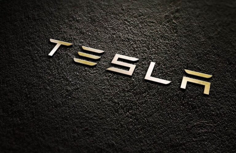 Les analystes s’attendent à ce que Tesla livre environ 447K véhicules au 2e trimestre