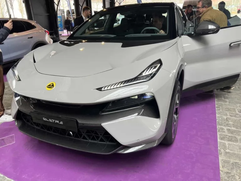 Dossier : Lotus eletre l&rsquo;avénement d&rsquo;un SUV électrique, phénix de la marque  (1/3)