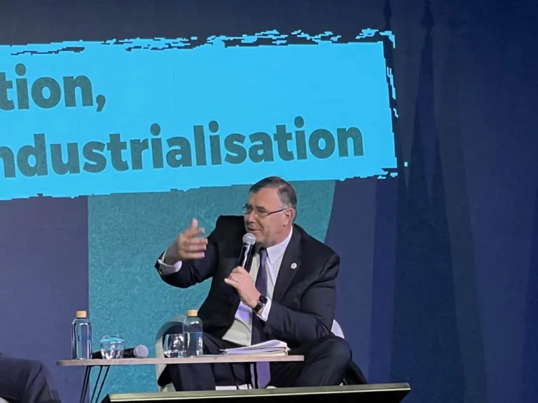 L&rsquo;union Française de l&rsquo;électricité fait son colloque annuel pour faire de la décarbonation, un puissant levier de réindustrialisation
