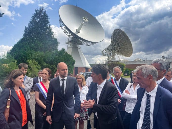 Orange lance une offre d’internet par satellite aussi rapide que la fibre