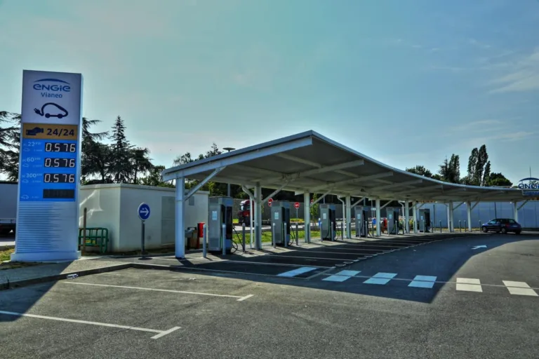 ENGIE Vianeo et la Tesla Model Y : Un duo efficace pour une expérience de recharge optimale