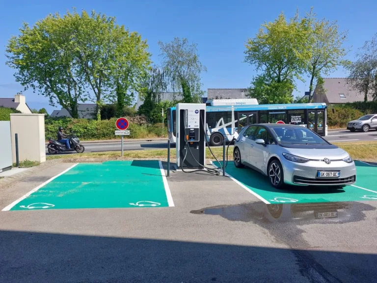 Combien coûte la recharge à la Station IZIVIA Express Norauto de Saint-Malo ?