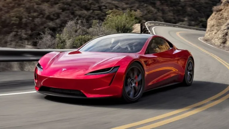 Tesla Roadster V2 : Elon Musk nous fait rêver