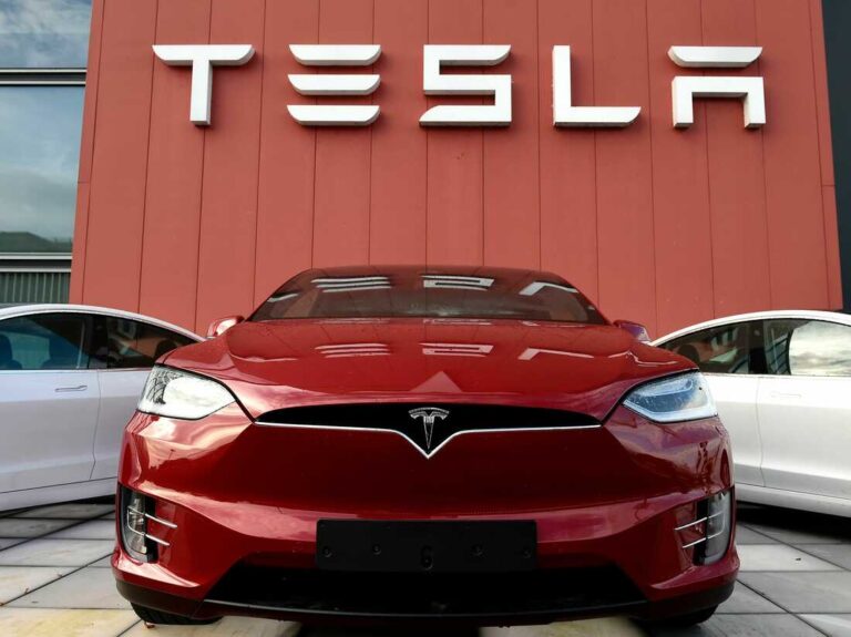 Le Rôle de Tesla dans l’Économie Circulaire : Mythe ou Réalité ?