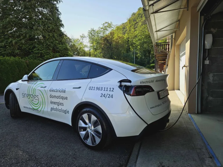 L&rsquo;excellence en installation de bornes electriques : découvrez Sinergies Electricité Sàrl