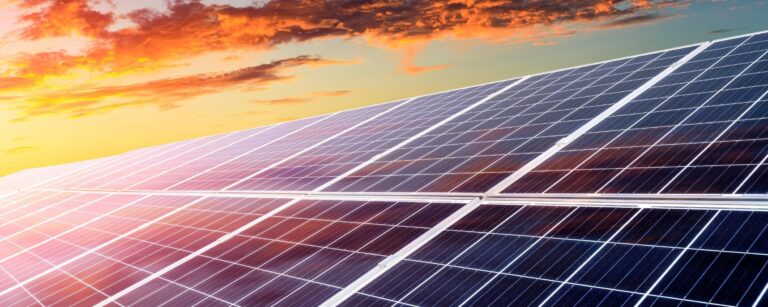 L’avenir est lumineux : Comment le solaire façonne l’économie verte