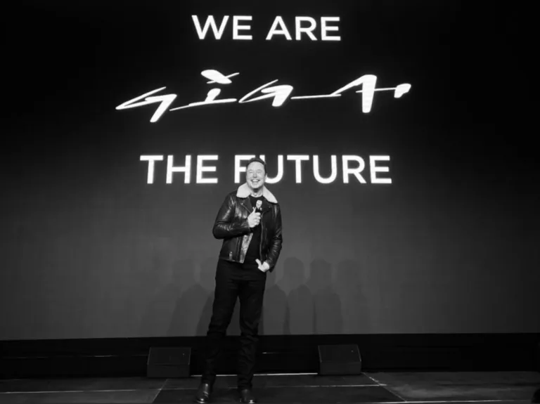 Tesla annonce une augmentation salariale significative à Giga Berlin et une voiture à 25 000 $