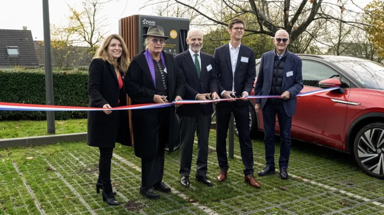 Le futur électrique arrive chez McDonald&rsquo;s avec IZIVIA FAST