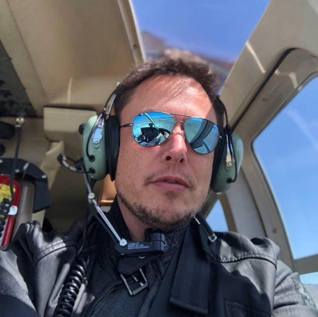 Elon Musk en Pilote d’Hélicoptère ?