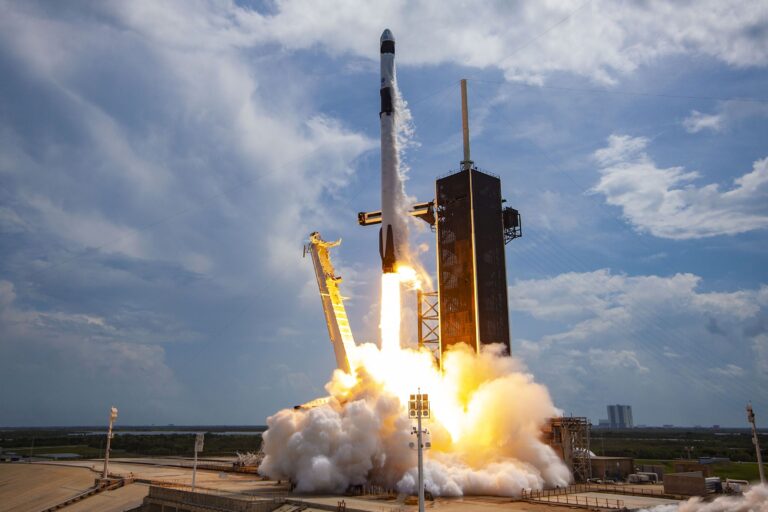 Amazon mise sur SpaceX pour le déploiement du projet Kuiper