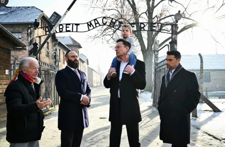 Elon Musk à Auschwitz-Birkenau : Un Engagement Contre l&rsquo;Antisémitisme et un Appel à la Mémoire