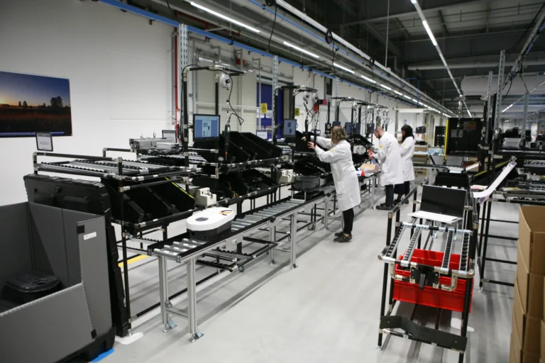 Renault dévoile une borne de recharge à la pointe de la technologie