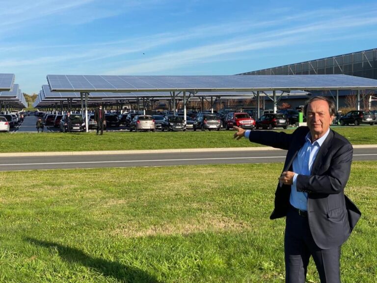 Photovoltaïque : E.Leclerc Avance avec Ambition et Réalise ses Objectifs avec un An d’Avance