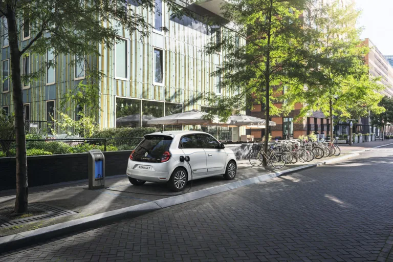 Twingo ZE : meilleur prix, fiche technique et financement