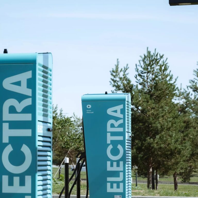 Electra : le réseau urbain haute puissance pour Tesla (2026)