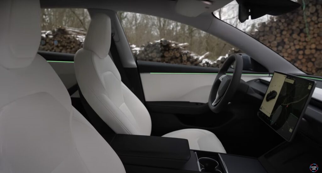 VIDEO - Pourquoi la Tesla Model 3 highland (2024) n'est pas pour toi