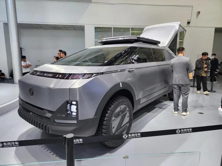 Voici des photos d’une copie chinoise du Cybertruck