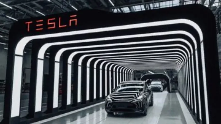 Tesla GigaBerlin : Préparation des Lignes de Production pour le Nouveau Model Y &lsquo;Juniper&rsquo;