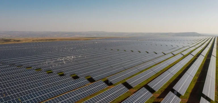De Gaulle Fleurance conseille le financement majeur des centrales photovoltaïques d&rsquo;Urbasolar