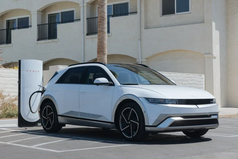 Lancement du Hyundai IONIQ 5 XRT : Une Non-Tesla Native avec un NACS