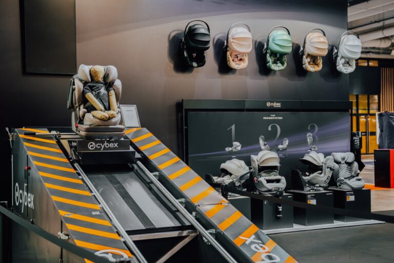 Guide d’Achat des Sièges Auto Cybex sur Amazon : Cybex, la Sécurité au Mondial de l’Auto 2024