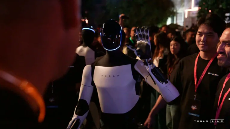 Prédictions Forrester 2025 : Révolution dans la fabrication intelligente et la mobilité