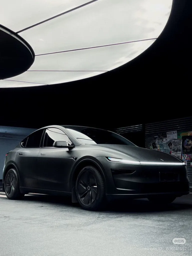 L&rsquo;élégance sophistiquée : Le nouveau Tesla Model Y en Noir Mat