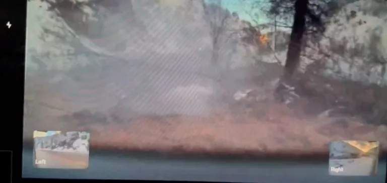 Un Cybertruck s&rsquo;arrête net devant un éboulement (+ vidéo)