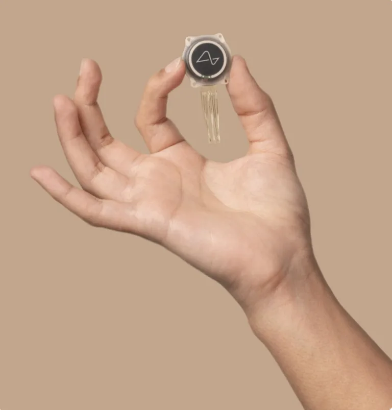 Neuralink lance son premier essai clinique au Moyen-Orient
