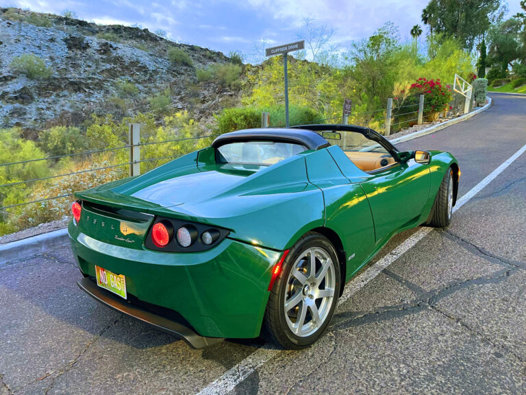 Tesla Roadster : neuf ans de promesses avant le 1er octobre, la chronologie complète