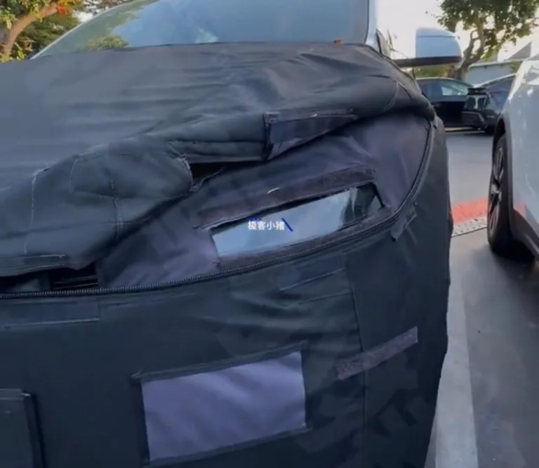 Détails extérieurs de la nouvelle Tesla Model Y abordable: Un design épuré et fonctionnel