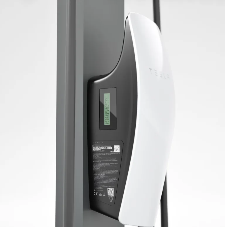 Nouveau : Tesla lance une borne de recharge avec une fonction qui change la vie des patrons