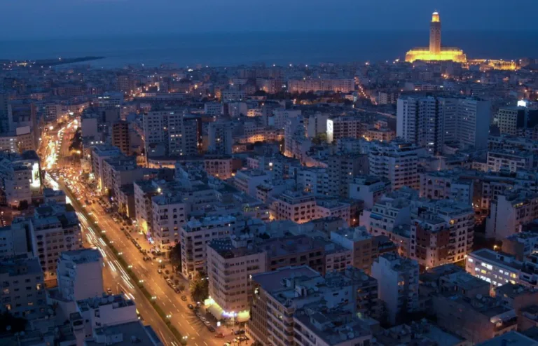 Tesla renforce ses opérations au Maroc