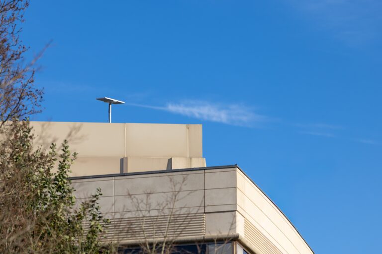 Lancement d’Amazon Leo : Enjeux et Perspectives pour la Concurrence face à Starlink