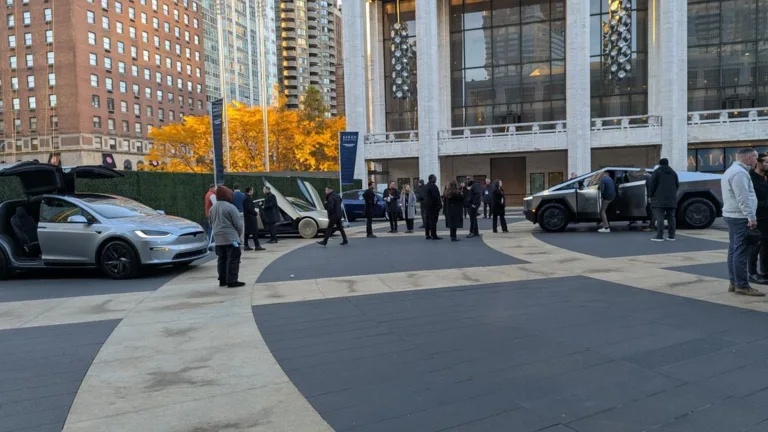 Elon Musk interviendra au Baron Conference : une démonstration de force à New York