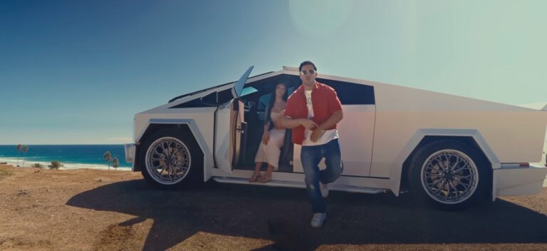 Le Cybertruck de Tesla fait sensation dans le nouveau clip d’Akon