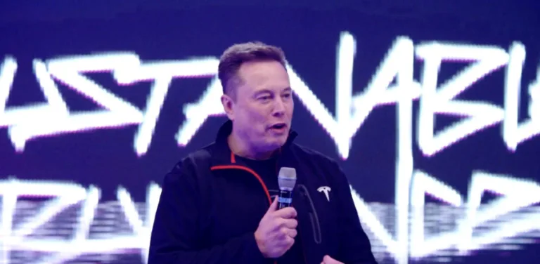 Terafab recrute : où en est l&rsquo;usine de puces de Musk, et ce qu&rsquo;elle change pour Tesla