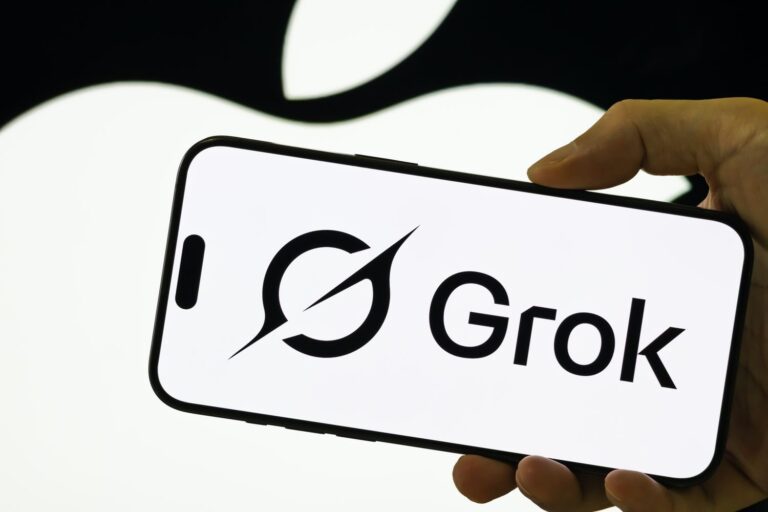 Elon Musk propose Grok 4.1 : Une nouvelle ère pour Siri d’Apple