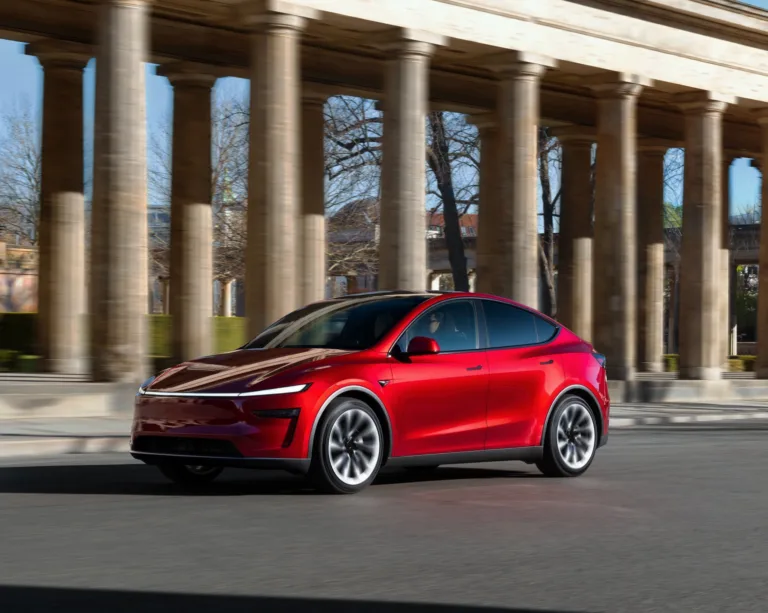 Tesla prépare le lancement de la configuration sept places pour la Model Y Premium AWD