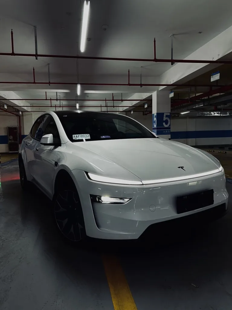 Tesla teste la FSD supervisée sur le modèle Y L en Chine : Une révolution en marche