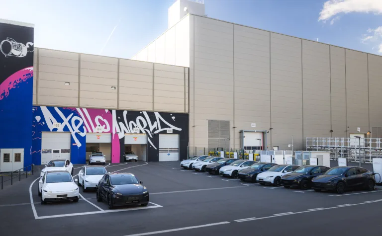 Voici les premières Tesla Model Y produites à Giga Berlin